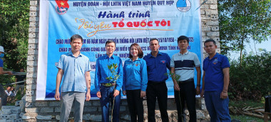 Chi đoàn BQL Khu BTTN Pù Huống tham gia chương trình "Hành trình tôi yêu tổ quốc tôi"