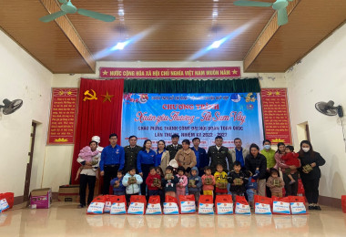 Chi đoàn BQL Khu BTTN Pù Huống  hưởng ứng chương trình “Xuân yêu thương, tết sum vầy”
