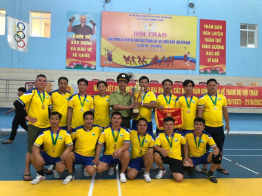 BQL Khu BTTN Pù Huống tham gia hội thao chào mừng kỷ niệm 50 năm ngày thành lập lực lượng Kiểm lâm Việt Nam (21/5/1973 – 21/5/2023)