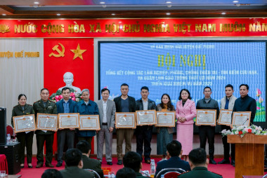 Một năm nhìn lại kết quả thực hiện các nhiệm vụ về lâm nghiệp và an sinh xã hội trên địa bàn huyện Quế Phong