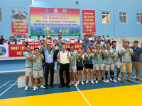 Giải nhất môn kéo co nam nữ - Đại hội thể dục thể thao nghành Nông nghiệp